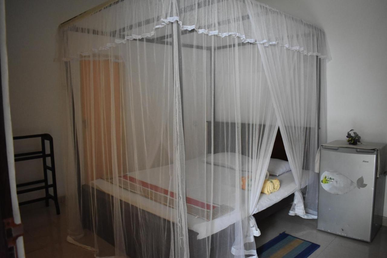 Aroma Guest House มิริสซา ภายนอก รูปภาพ